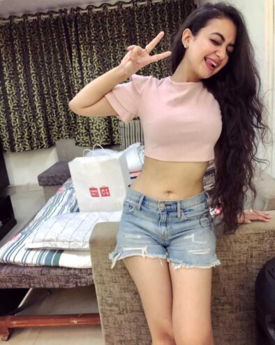 Call girls in munirka saket malviya nagar metro 9953525677 Welcome To Vip E